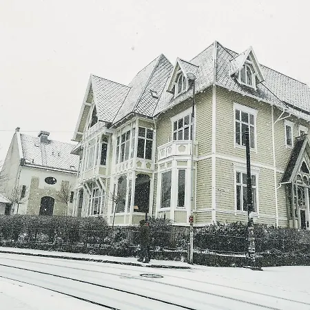 Karine * Bergen